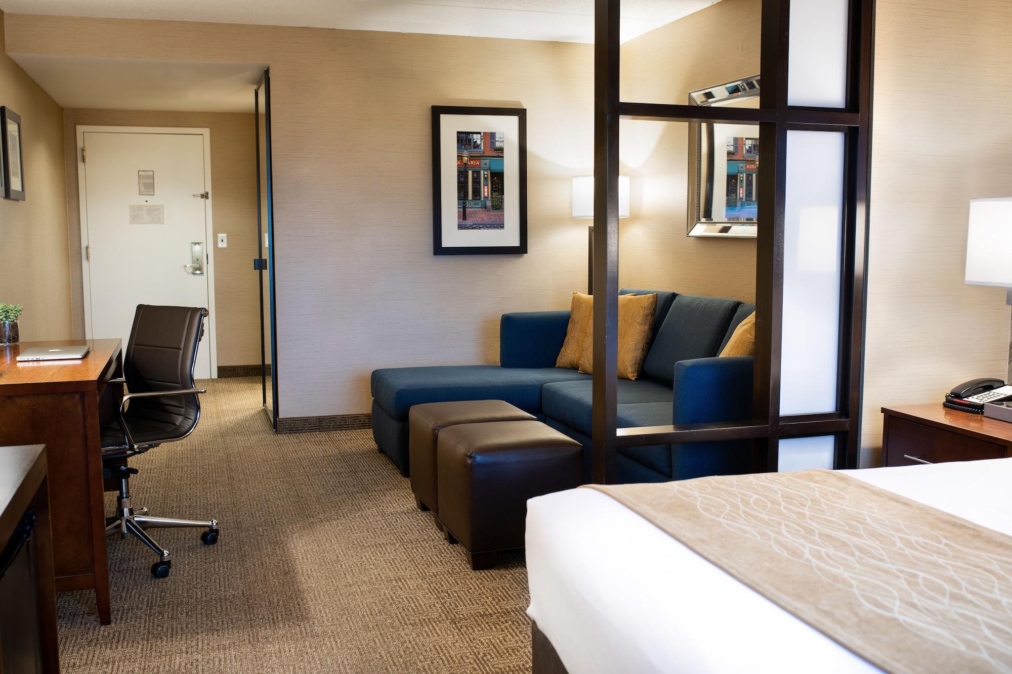 Comfort Inn & Suites Logan International Airport Revere Εξωτερικό φωτογραφία