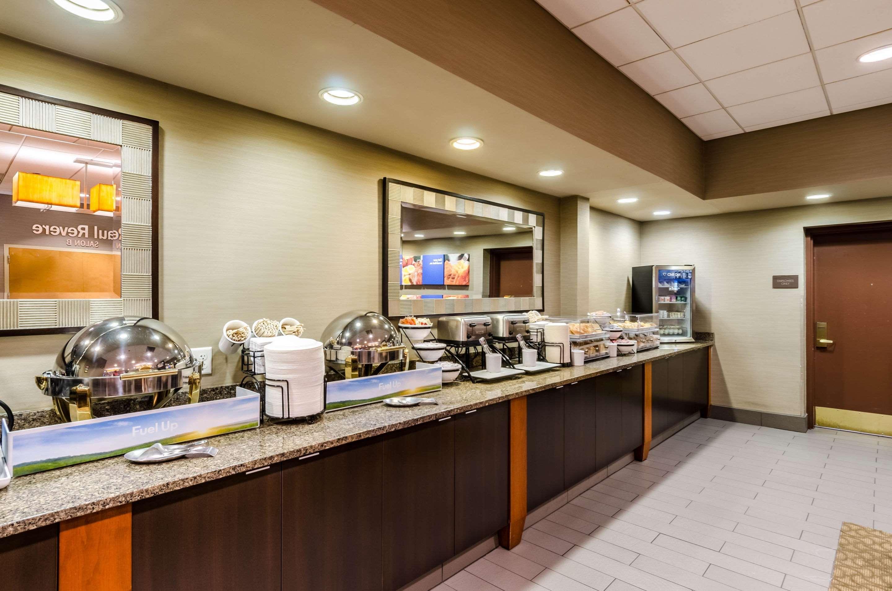 Comfort Inn & Suites Logan International Airport Revere Εξωτερικό φωτογραφία