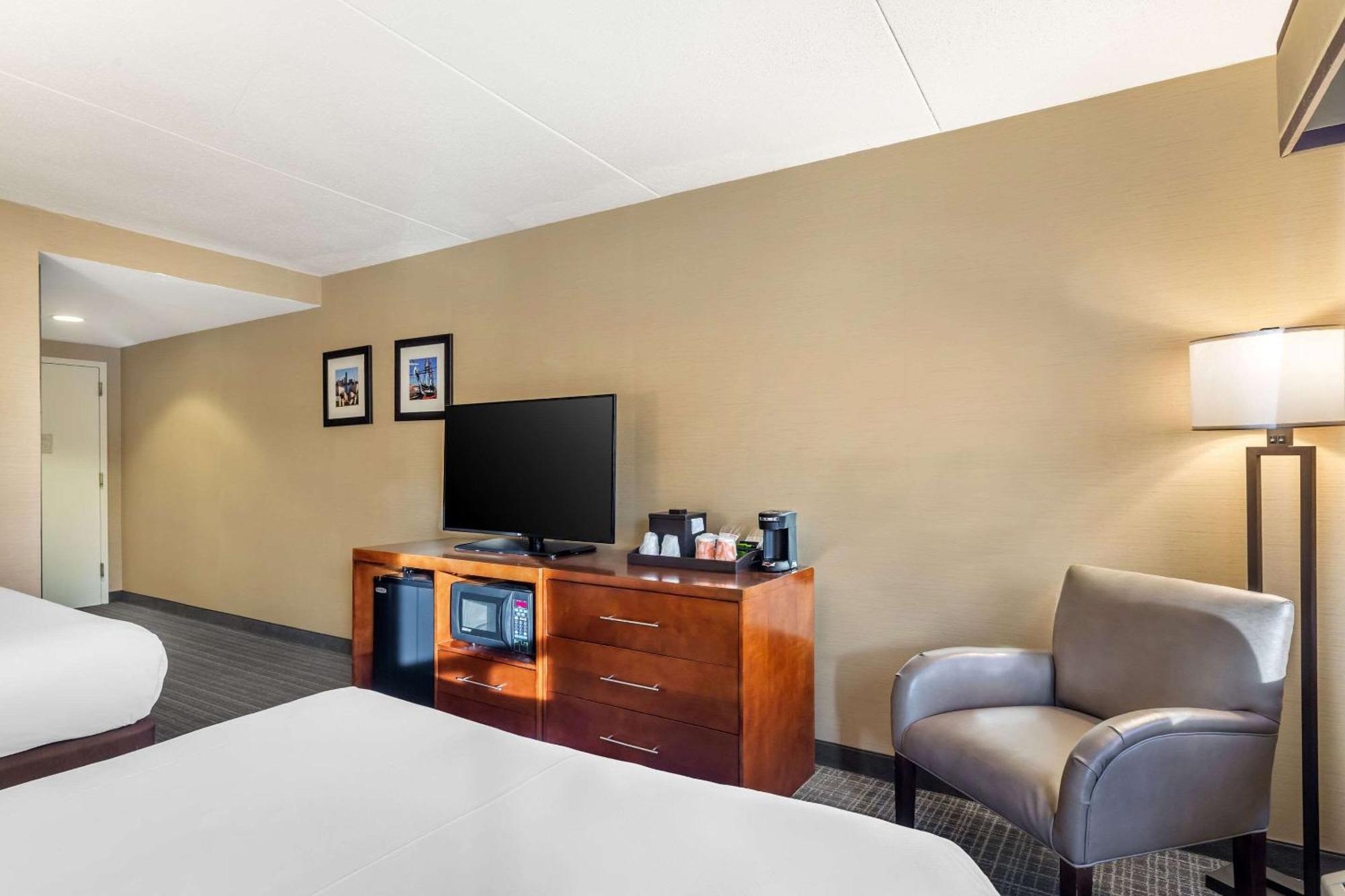 Comfort Inn & Suites Logan International Airport Revere Εξωτερικό φωτογραφία