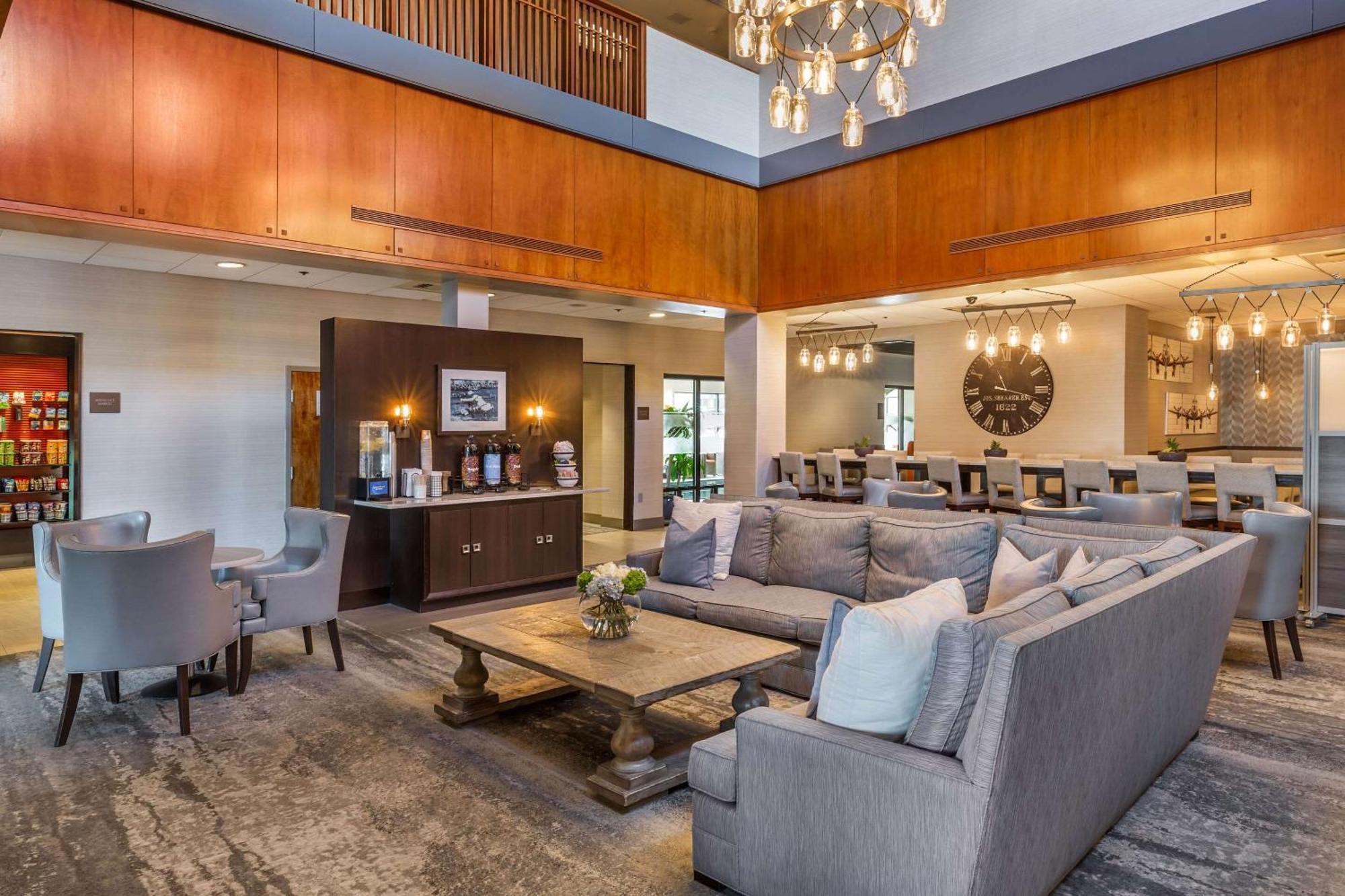 Comfort Inn & Suites Logan International Airport Revere Εξωτερικό φωτογραφία